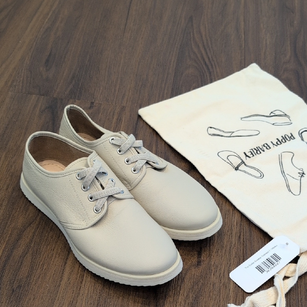 Poppy Barley Eyelet Sneaker